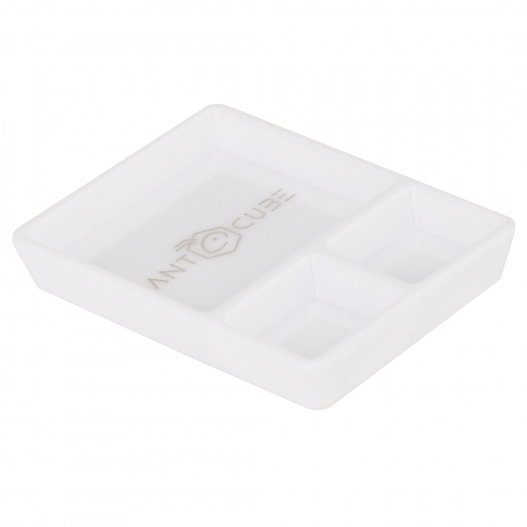 Feeding dish white rectangle - 3 compartments
